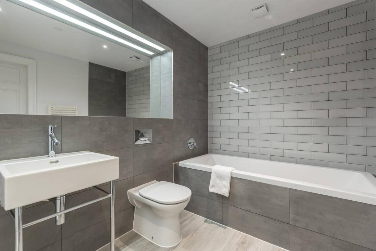 Joivy Luxurious 2Br Home Near Haymarket Station EDI Eksteriør bilde